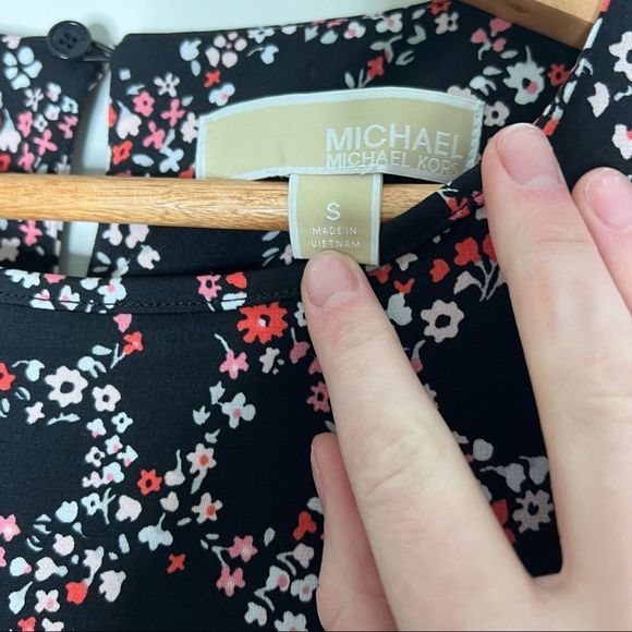 Michael Kors Floral Cold Shoulder Dress - Picture 6 of 7